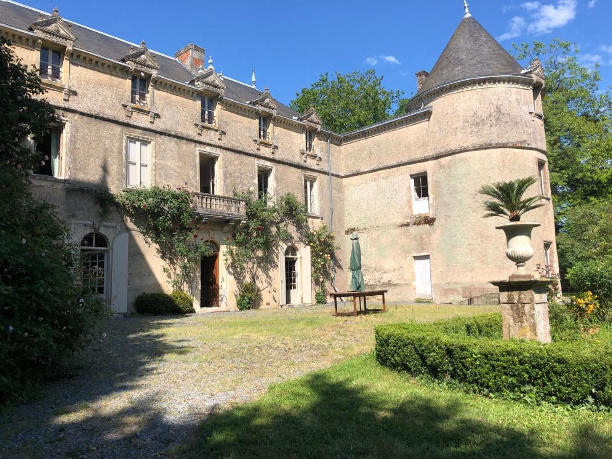 Chateau De La Mothe Saint-Sulpice-en-Pareds Exteriör bild