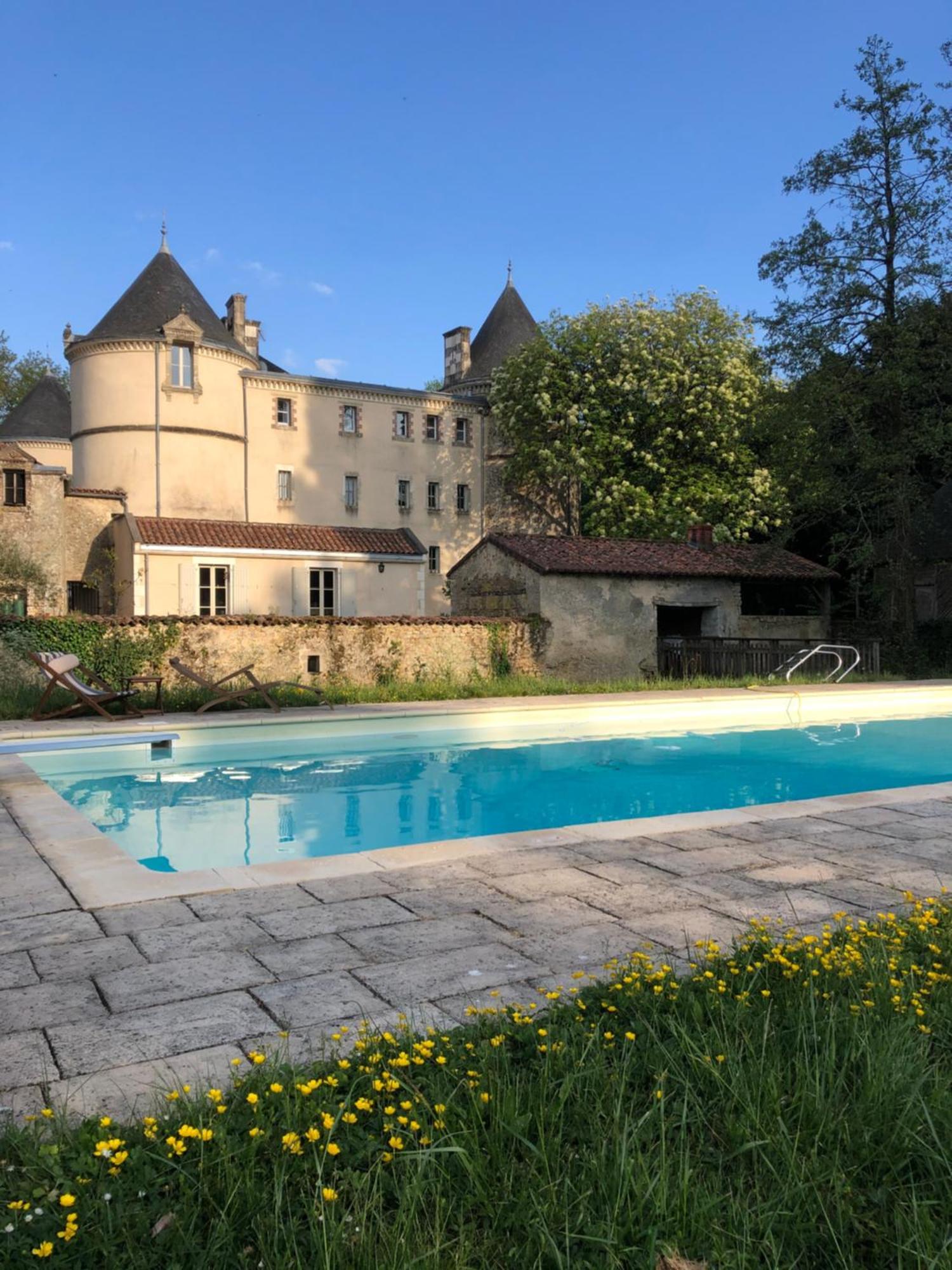 Chateau De La Mothe Saint-Sulpice-en-Pareds Exteriör bild
